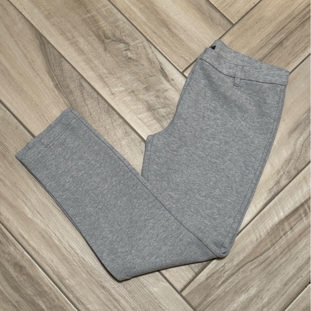 Girl’s Gray Knit Leggings- Casual Comfort